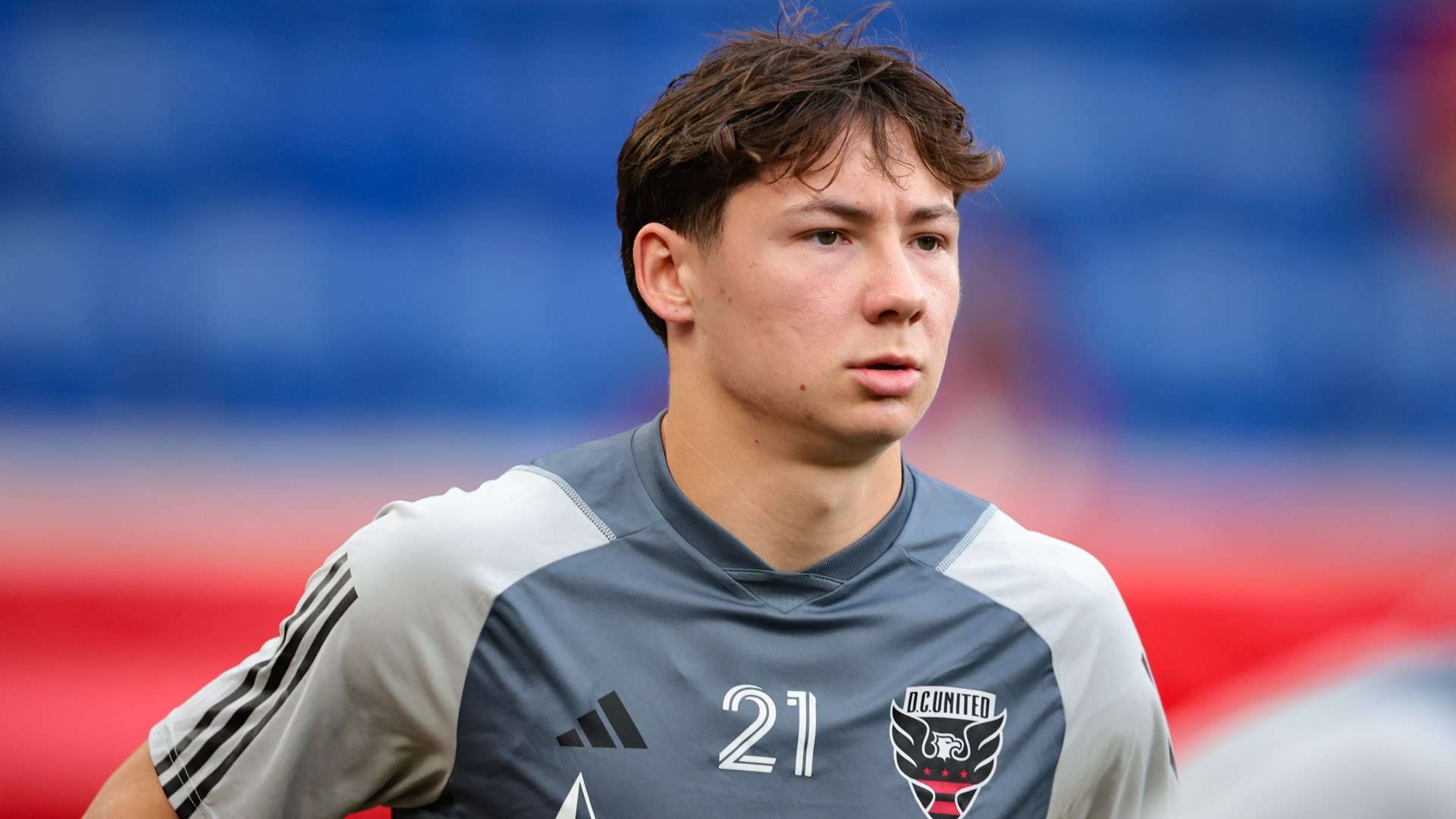 每四年一届 每四年一届